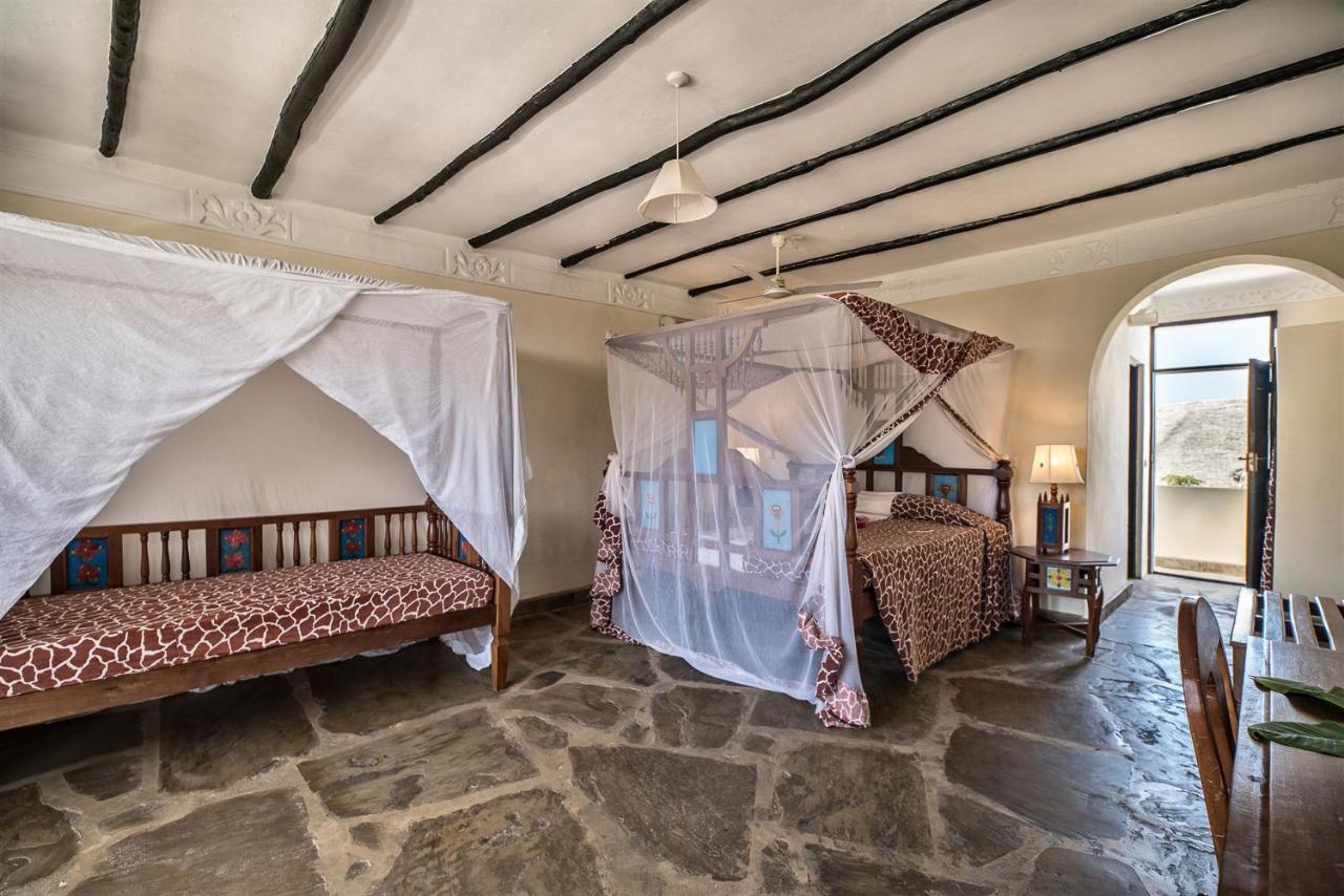 Jacaranda Beach Resort Watamu Eksteriør bilde