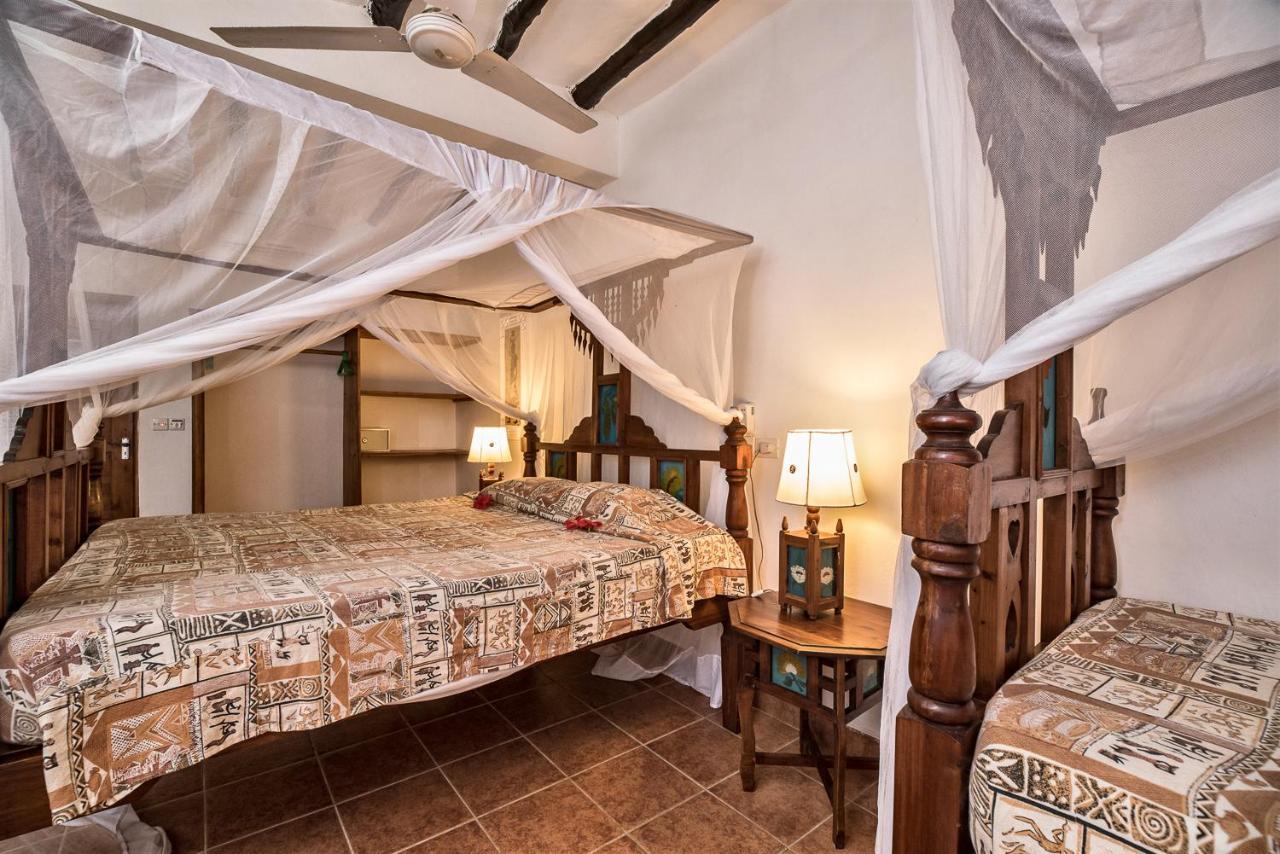 Jacaranda Beach Resort Watamu Eksteriør bilde
